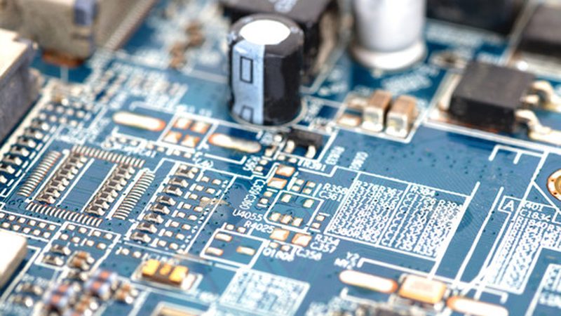 高难度PCB打板：揭秘价格背后的技术奥秘