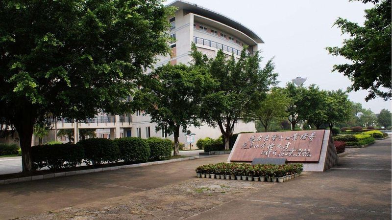 SMT贴片加工：批量生产性价比的秘密武器
